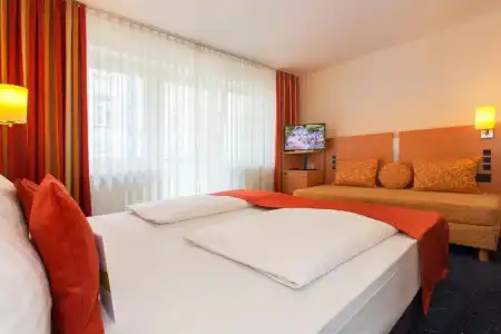 Plaza Frankfurt - 44