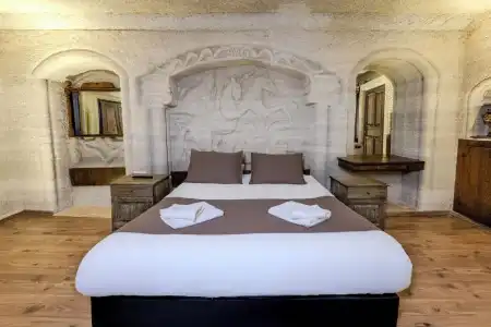 Kayatas Cave Suites - 120
