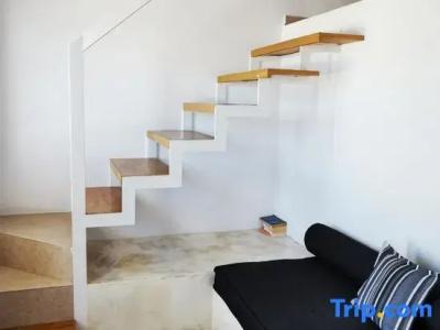 Muses Cycladic Suites - 103