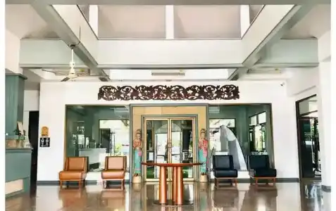 Lopburi Inn Resort - 1