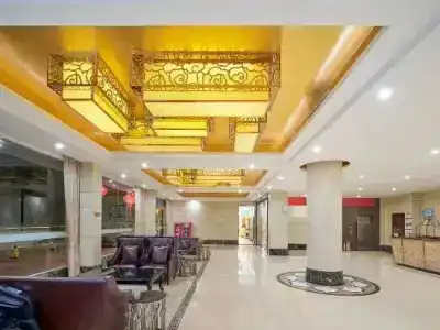 Jinding (Guangzhou North Station Huaguoshan Park Subway Station) - 3