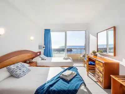 Hostal Port Corona - 17