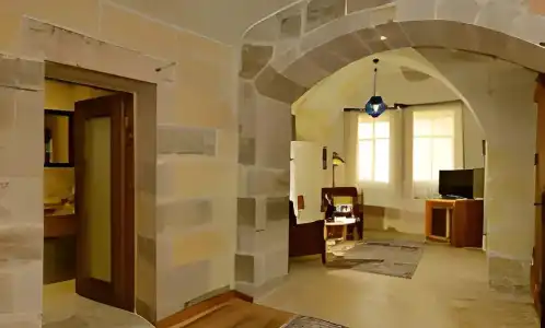 Seki Cavusin Suite - 83