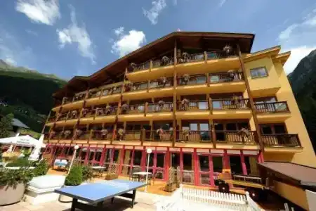 Sunny Sölden - 37