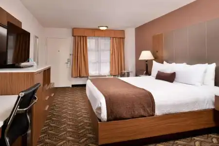 Best Western Airport Plaza – LAX Airport LA Stadium - 36