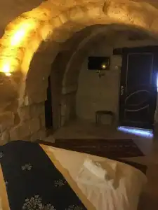 Stone Age Mansion - 50