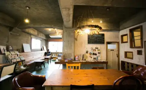 Nui. Hostel & Bar Lounge - 20