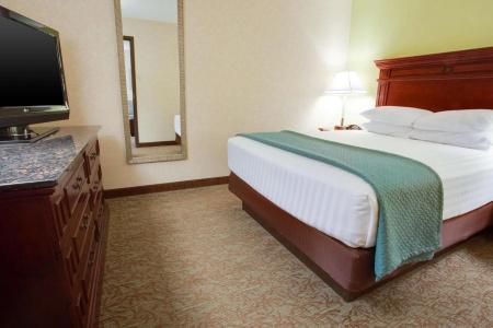 Pear Tree Inn St Louis Convention Center - 36