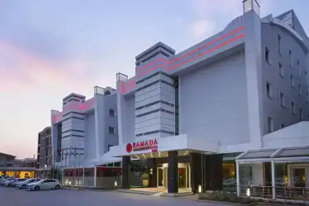 Ramada Plaza by Wyndham - 0