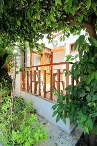 Karyatit Kaleiçi - 197