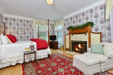 Wilburton Inn - 122