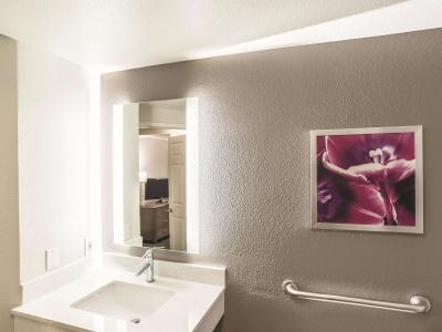 La Quinta Inn & Suites Flagstaff - 6