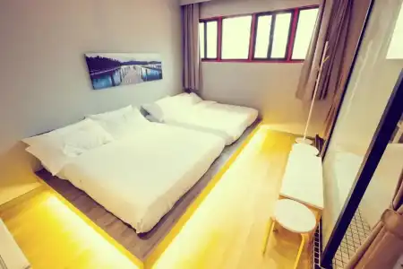 Rest Chinatown - 133