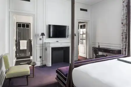 J.K. Place Paris - 17