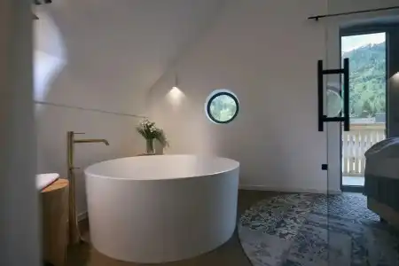 Triangel Boutique - 25