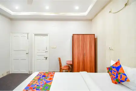 FabSaltlake Regency - 14km from Anandlok Hospital - 18
