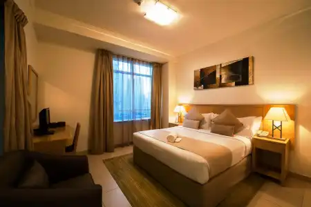 Oaks Liwa Heights Suites - 4
