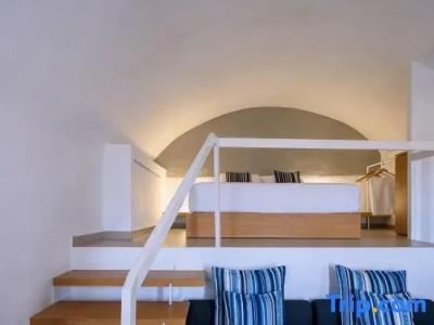 Muses Cycladic Suites - 130