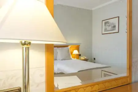 Trianon Rive Gauche - 7