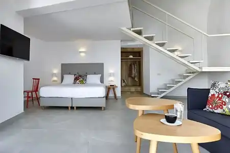 Aperanto Suites - 44