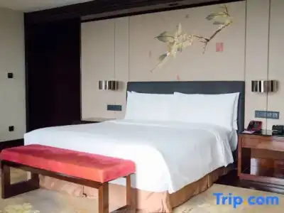 Crowne Plaza Chengdu Panda Garden by IHG - Near Panda Base - 85