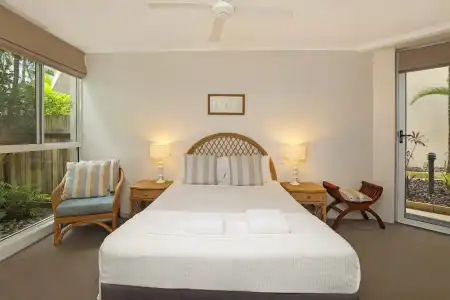 Noosa Tropicana - 3