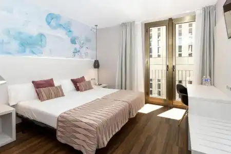 Hostal Operaramblas - 19