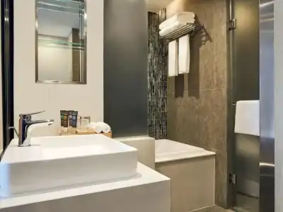 Novotel Hanoi Thai Ha - 42
