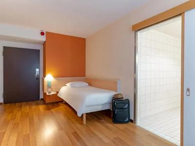 Ibis Stuttgart Centrum - 21