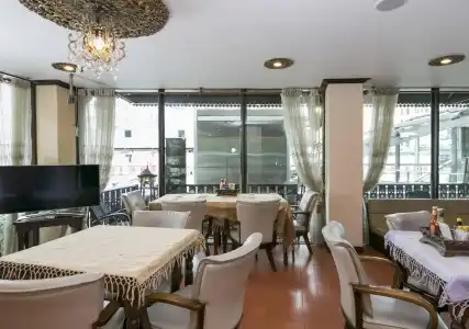 SK Boutique Maha Nakhon - 13