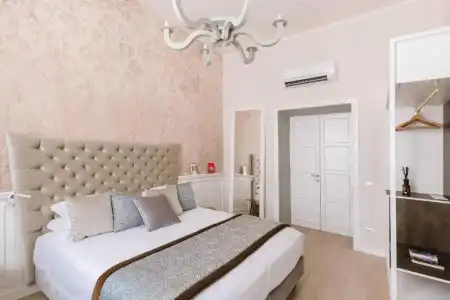 Rhea Silvia Luxury Navona - 48