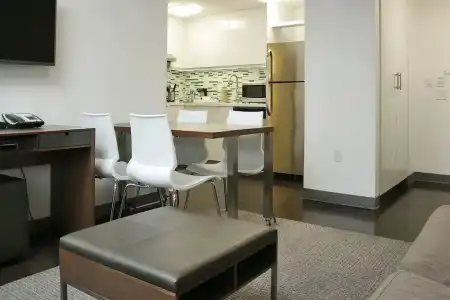 Element Miami Doral - 46