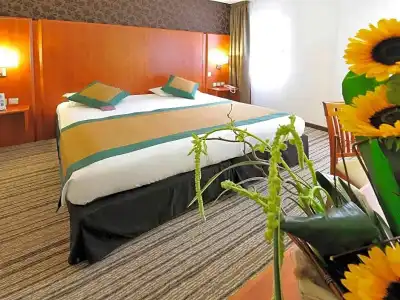 Hôtel Mercure Rouen Centre Champ-de-Mars - 156