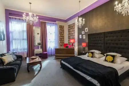 Janus Boutique & Spa - 84