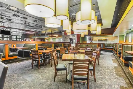 DoubleTree by Hilton Columbus - 29