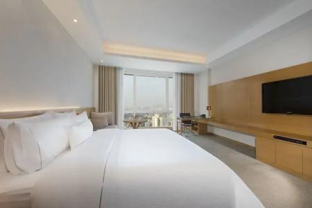 The Westin Mumbai Garden City - 51