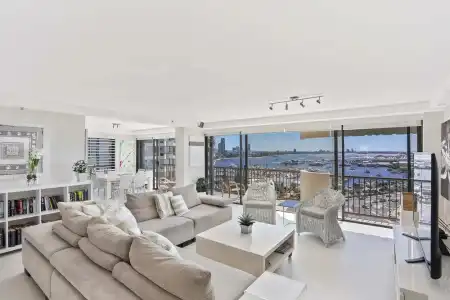 De Ville Apartments - 272