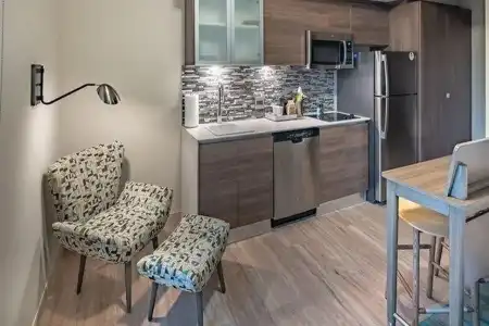 Element Dallas Downtown East - 30