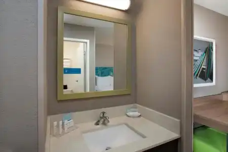 Hampton Inn Hilton Head - 41