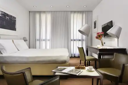 Unahotels Cusani Milano - 4