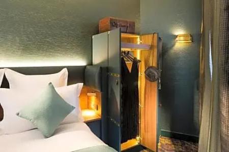 WHISTLER Paris - 53