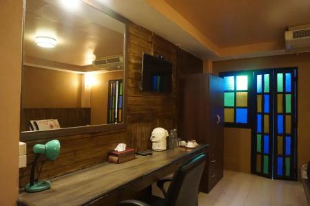 Bangkok Travel Suites - 36