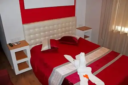 Monte Carlo Love Porto Guesthouse - 59