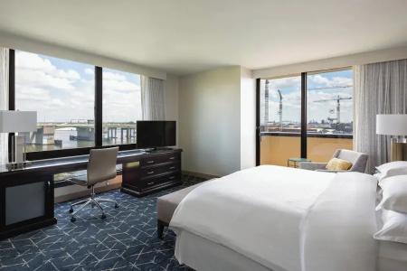 Sheraton Norfolk Waterside - 101