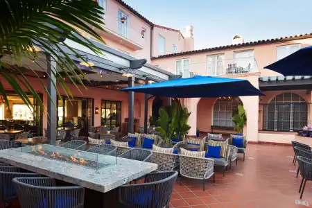La Valencia - 24
