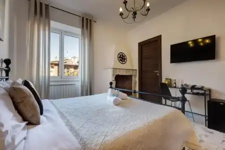 Little Rhome Suites - 29