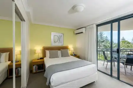 Oaks Gold Coast Calypso Plaza Suites - 41