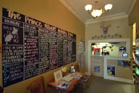 The Prince Albert Backpackers & Bar - 20