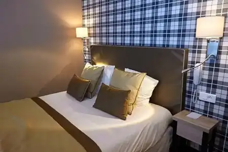 Best Western Le Cheval Blanc - Vieux Port - 60