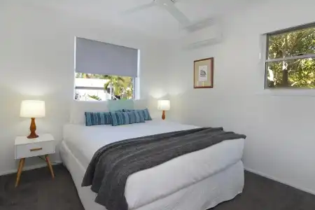Noosa Entrance Waterfront Resort - 204